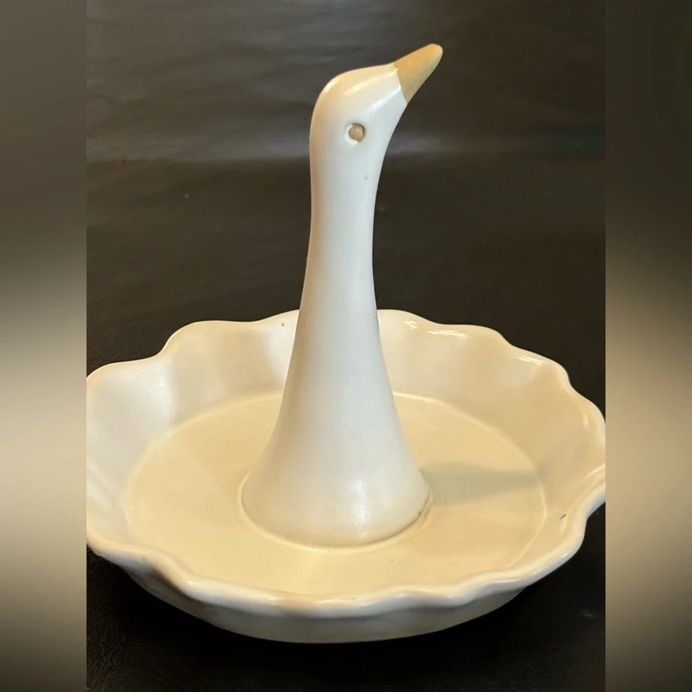 Urban Outfitters Cream Ceramic Goose Ring/Trinket Dish